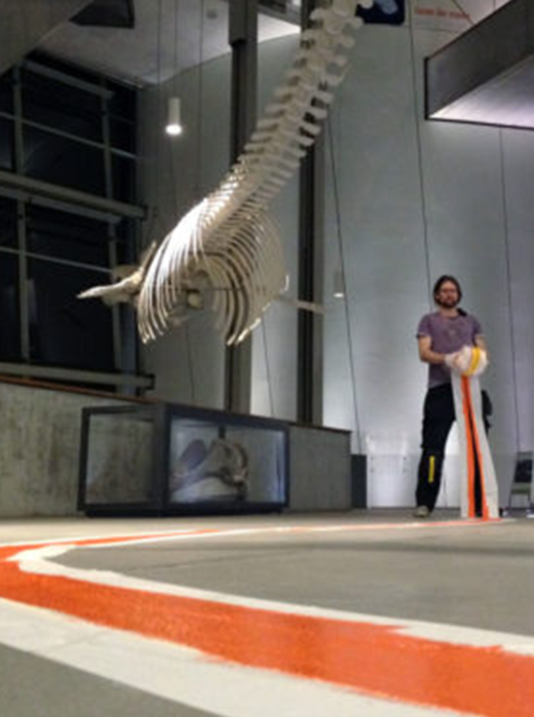 boob_referenzen_ozeaneum_weg_markierung_770x1040