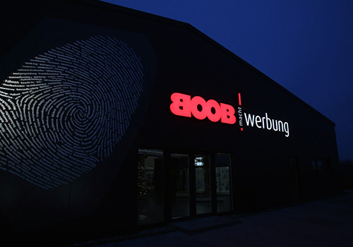 boob_ueber_uns_karriere_historie_kachel_500x350